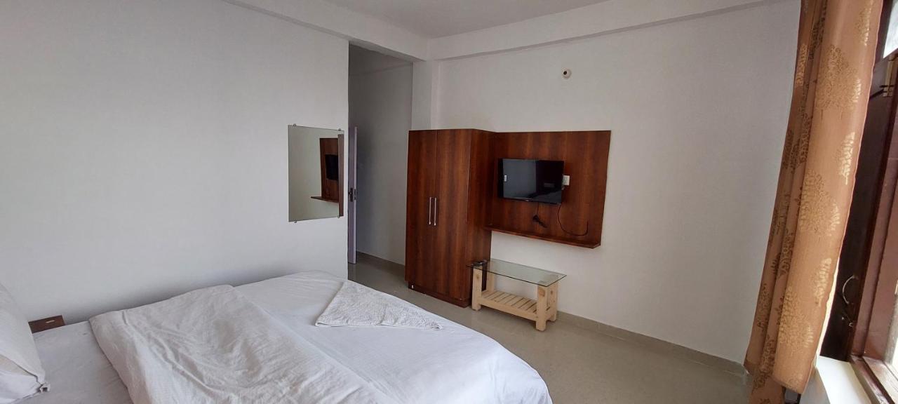 Peaceful Retreat Home Stay, Dalhousie Dış mekan fotoğraf