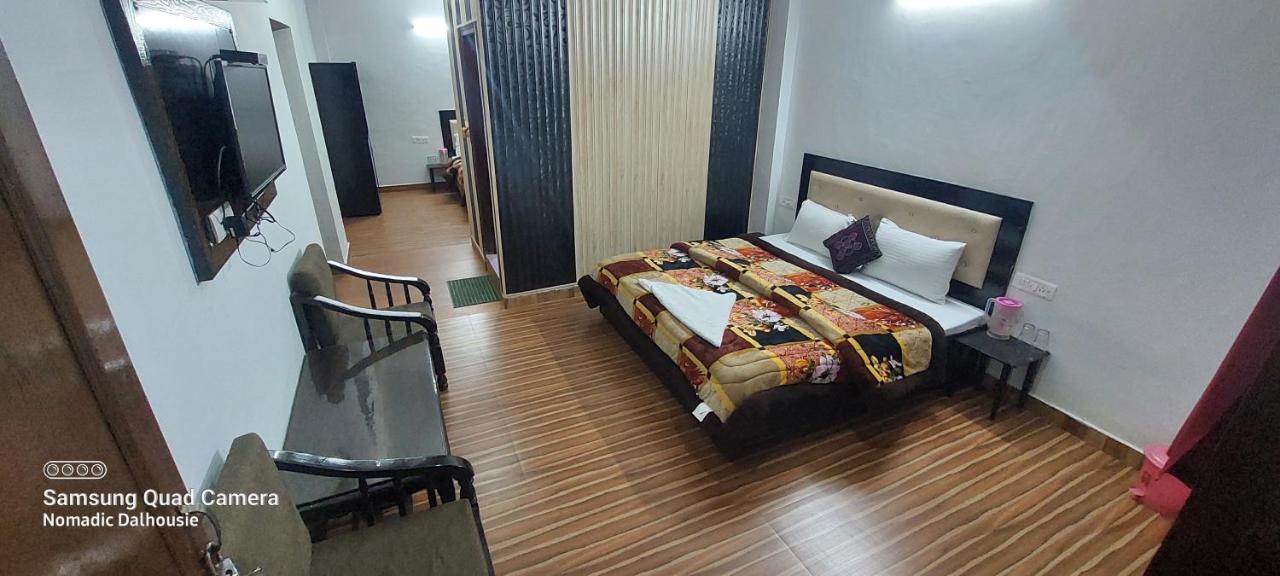 Peaceful Retreat Home Stay, Dalhousie Dış mekan fotoğraf