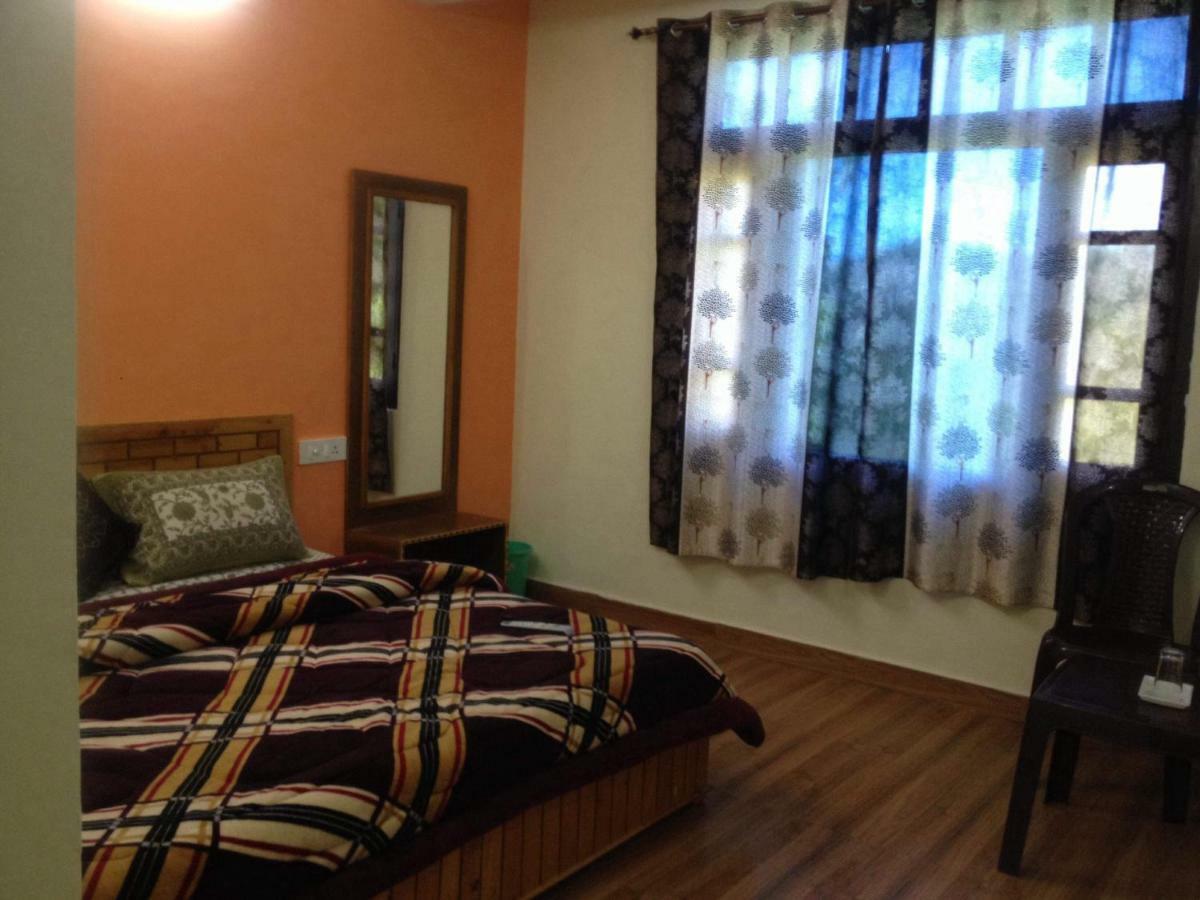 Peaceful Retreat Home Stay, Dalhousie Dış mekan fotoğraf